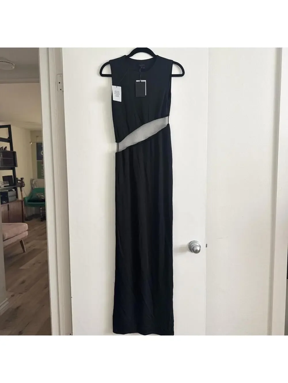 NBD Rosen Gown - Picture 4 of 7